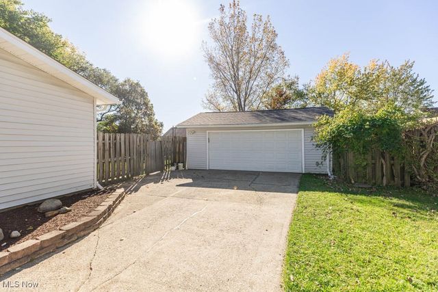 4186 Saint James, Brunswick, OH 44212