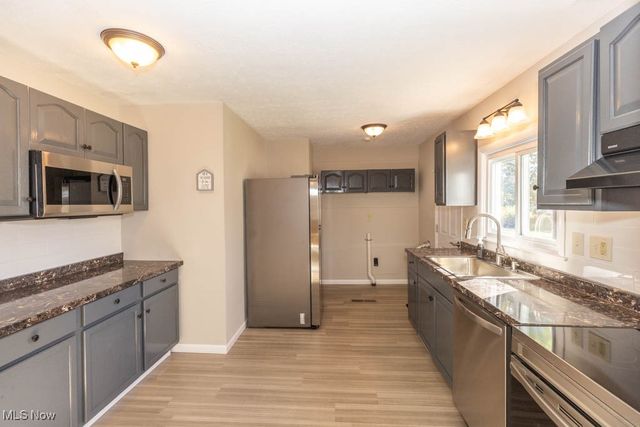 4186 Saint James, Brunswick, OH 44212