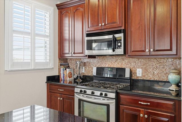 6834 GUILFORD BRIDGE DRIVE, Apollo Beach, FL 33572