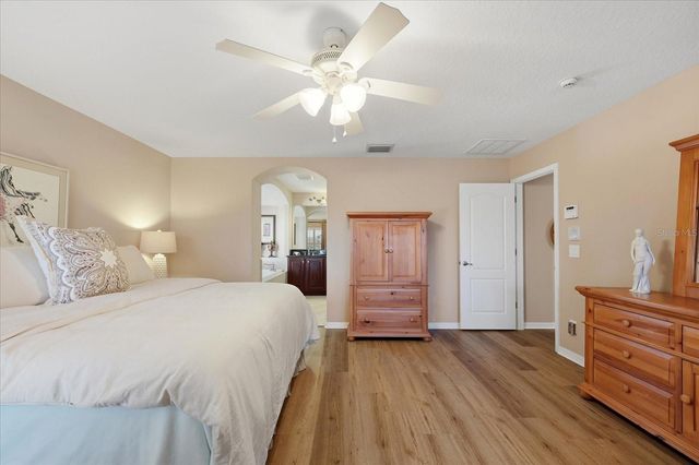 6834 GUILFORD BRIDGE DRIVE, Apollo Beach, FL 33572