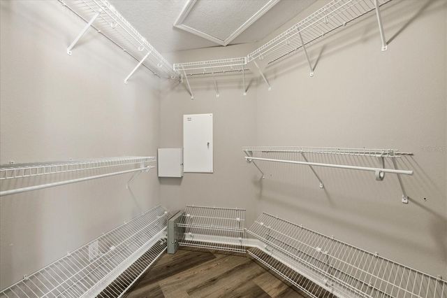 6834 GUILFORD BRIDGE DRIVE, Apollo Beach, FL 33572