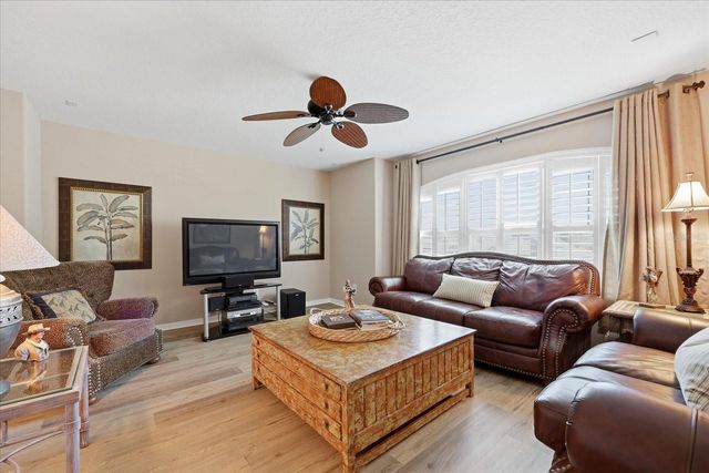 6834 GUILFORD BRIDGE DRIVE, Apollo Beach, FL 33572