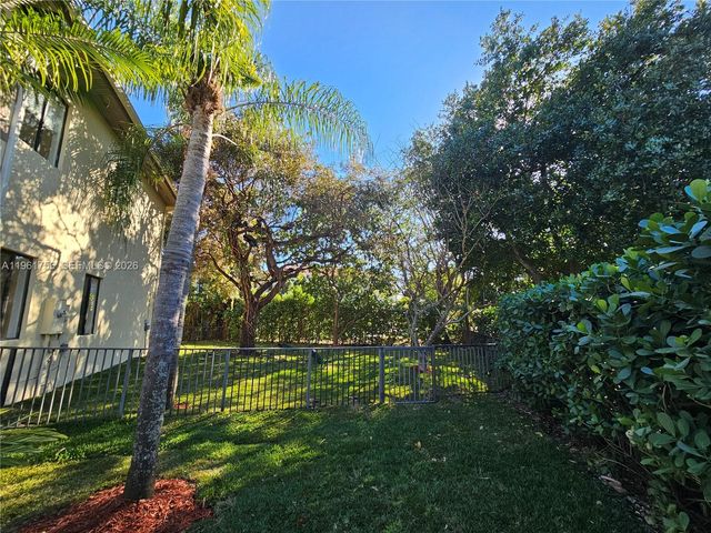 7996 SW 195th St, Cutler Bay, FL 33157
