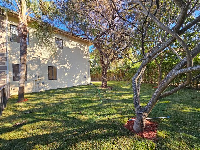 7996 SW 195th St, Cutler Bay, FL 33157