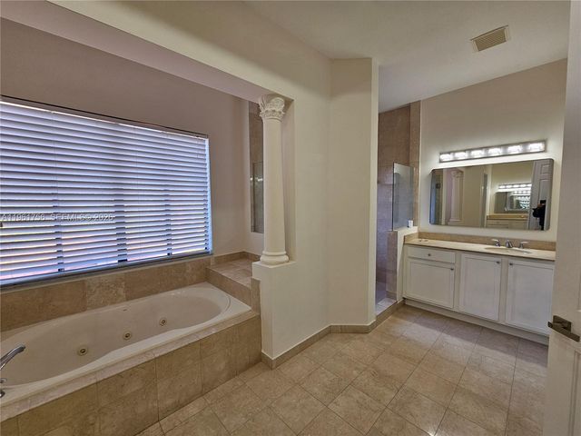 7996 SW 195th St, Cutler Bay, FL 33157