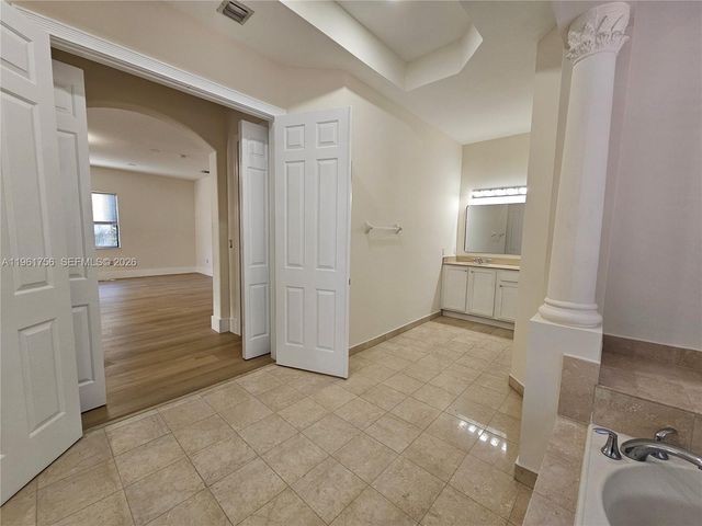 7996 SW 195th St, Cutler Bay, FL 33157