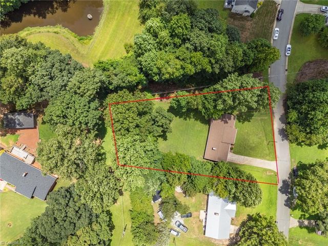 185 Frontier Drive, Kernersville, NC 27284
