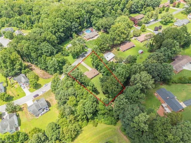 185 Frontier Drive, Kernersville, NC 27284
