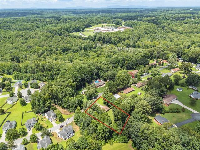 185 Frontier Drive, Kernersville, NC 27284