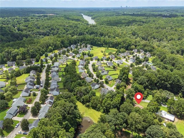185 Frontier Drive, Kernersville, NC 27284