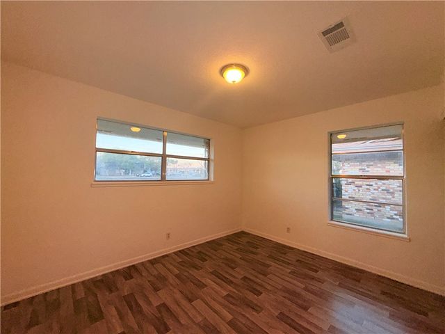 4717 S Shea Pkwy, Corpus Christi, TX 78413