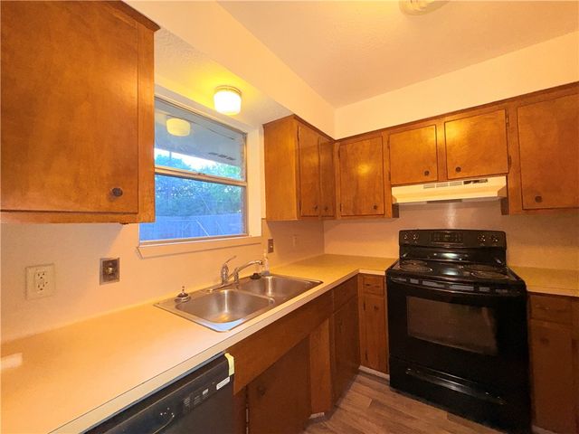 4717 S Shea Pkwy, Corpus Christi, TX 78413