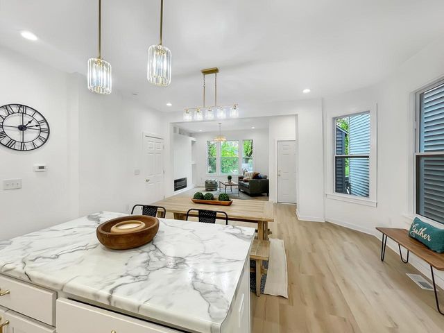 1431 N 22nd STREET, Milwaukee, WI 53205
