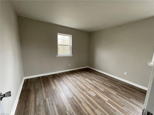 719 Marvin Ave Apt 209, Norfolk, VA 23518