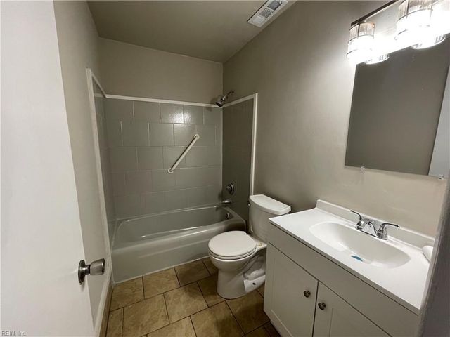 719 Marvin Ave Apt 209, Norfolk, VA 23518