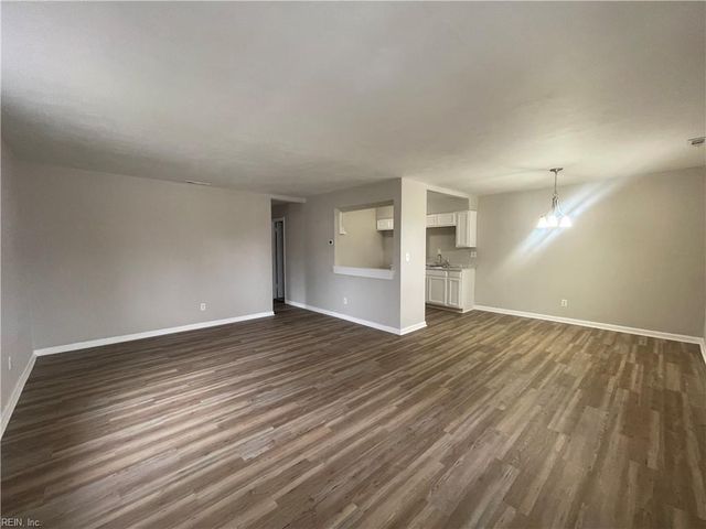 719 Marvin Ave Apt 209, Norfolk, VA 23518