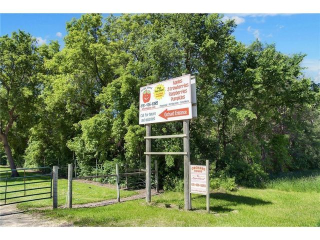 10647 Mississippi Dunes Trail S, Cottage Grove, MN 55016