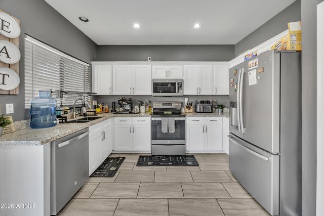 4930 W SHUMWAY FARM Road, Laveen, AZ 85339