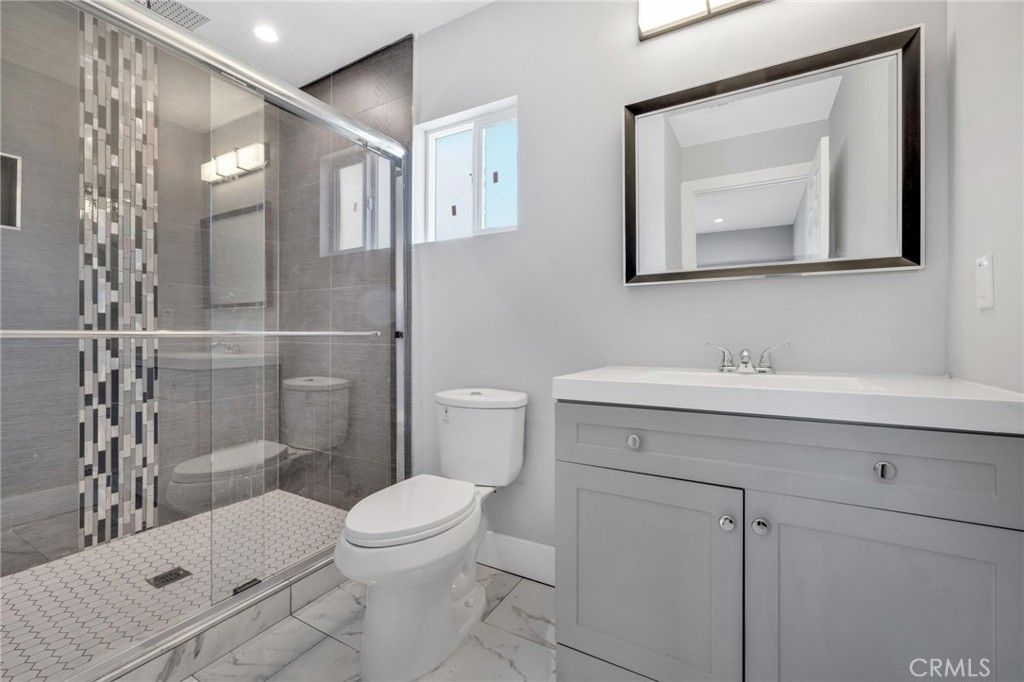 17116 Kingsbury, Granada Hills, CA 91344 — photo 4