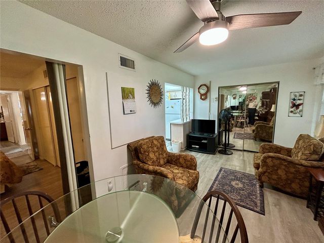 2467 FINLANDIA LANE 27, Clearwater, FL 33763