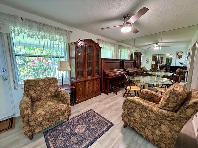 2467 FINLANDIA LANE 27, Clearwater, FL 33763