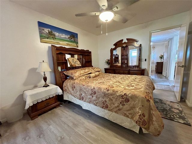 2467 FINLANDIA LANE 27, Clearwater, FL 33763