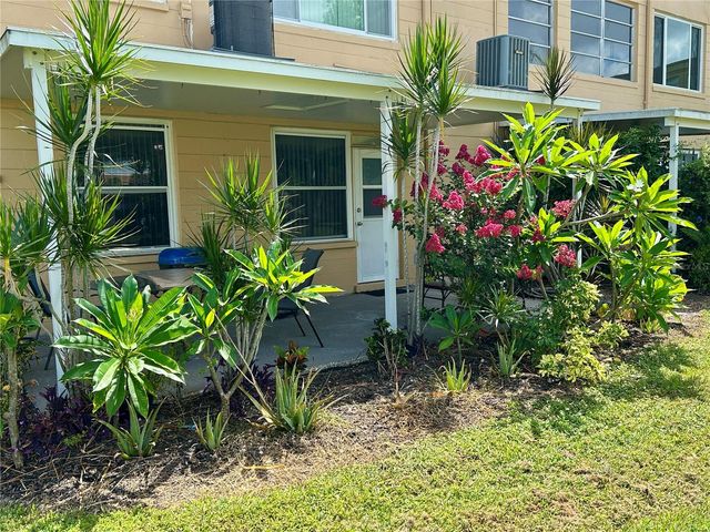 2467 FINLANDIA LANE 27, Clearwater, FL 33763
