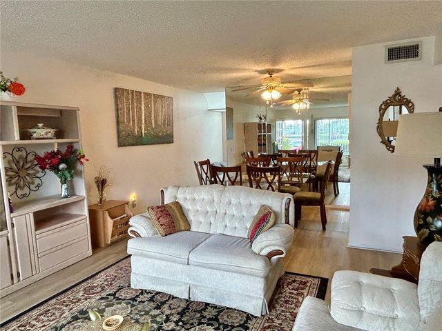 2467 FINLANDIA LANE 27, Clearwater, FL 33763