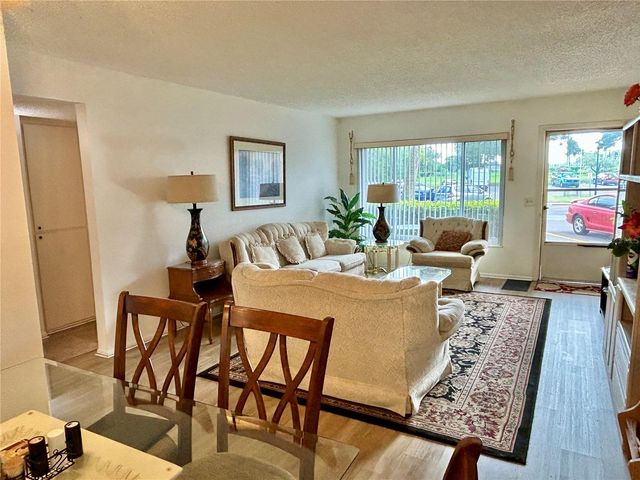 2467 FINLANDIA LANE 27, Clearwater, FL 33763