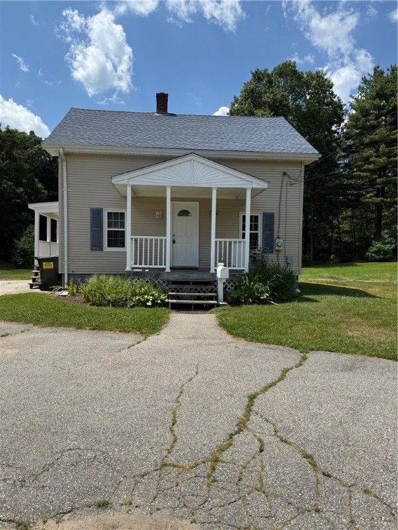 319 School Street, North Kingstown, RI 02852