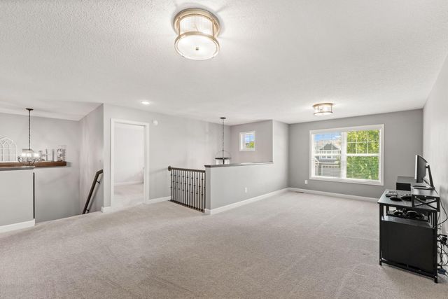 19335 Indora Trail, Lakeville, MN 55044