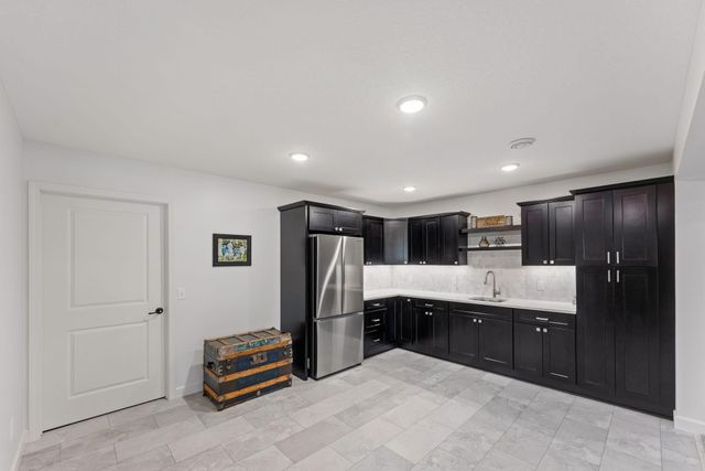 19335 Indora Trail, Lakeville, MN 55044