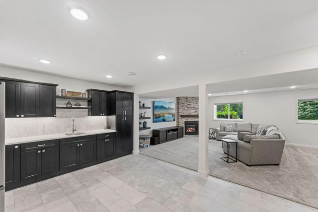 19335 Indora Trail, Lakeville, MN 55044