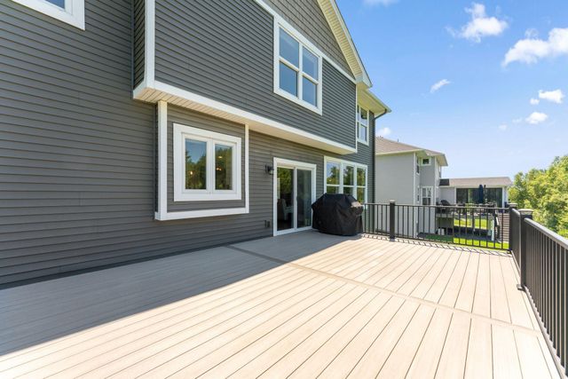 19335 Indora Trail, Lakeville, MN 55044