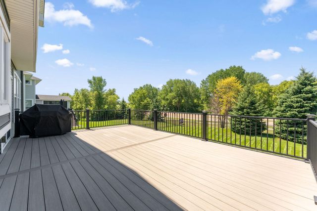 19335 Indora Trail, Lakeville, MN 55044