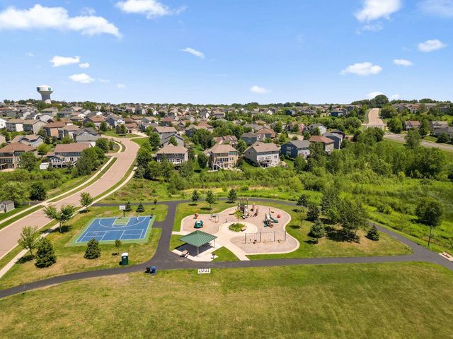 19335 Indora Trail, Lakeville, MN 55044