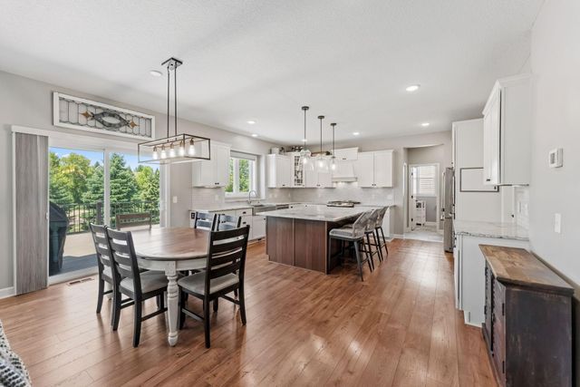 19335 Indora Trail, Lakeville, MN 55044
