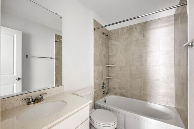 120 Milliner LOOP, Hutto, TX 78634
