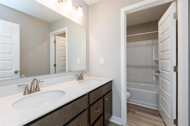 6736 Brookview Place, Hilliard, OH 43026