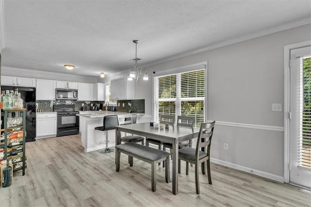 4439 Flat Stone Drive, Snellville, GA 30039