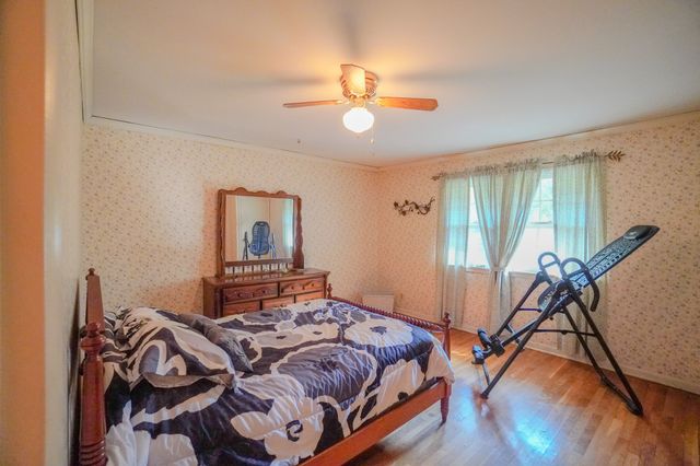 1219 Woodland Dr, New Johnsonville, TN 37134