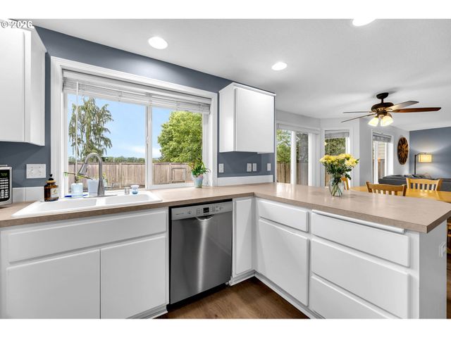 16424 Ne 45TH St, Vancouver, WA 98682