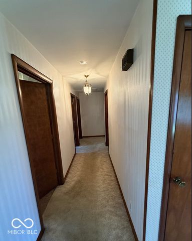 7142 W 125 Road S, Rushville, IN 46173