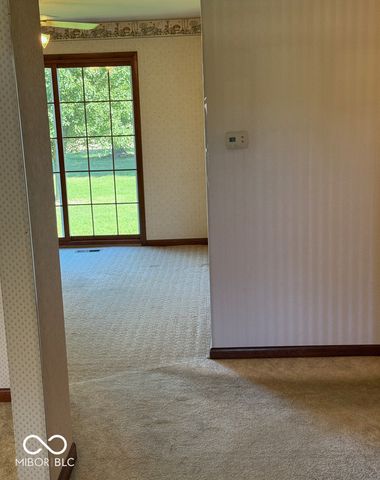 7142 W 125 Road S, Rushville, IN 46173