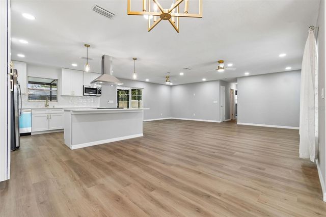 3817 TWILIGHT DRIVE, Valrico, FL 33594