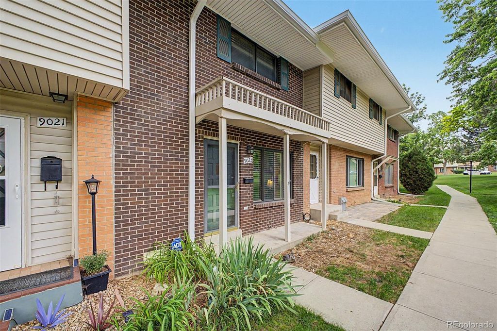 9023 E Mansfield Avenue, Denver, CO 80237
