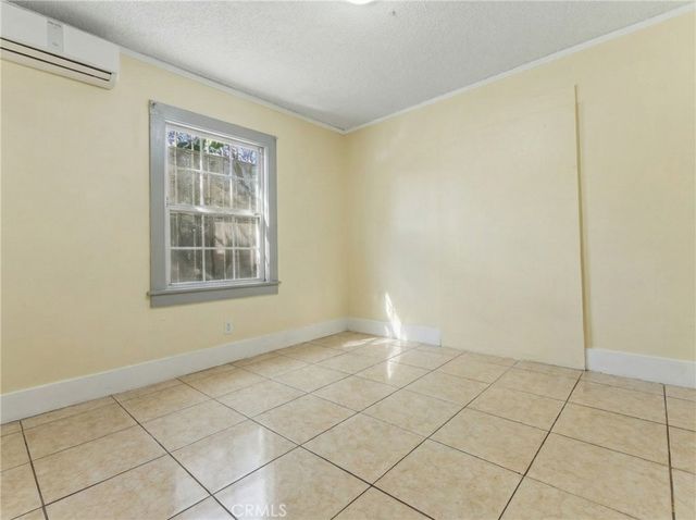 131 W 77th Street, Los Angeles, CA 90003