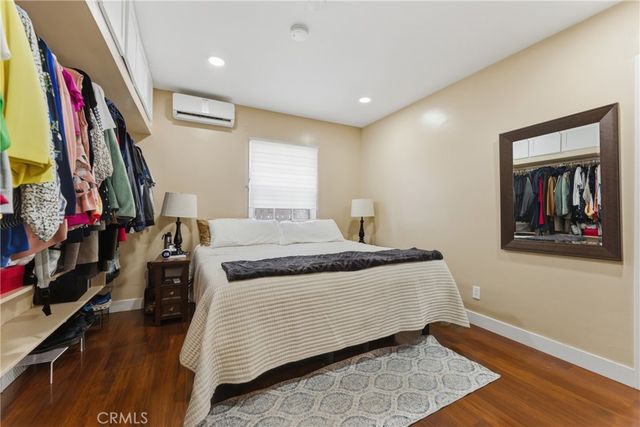 131 W 77th Street, Los Angeles, CA 90003