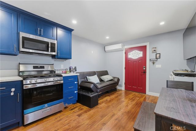 131 W 77th Street, Los Angeles, CA 90003