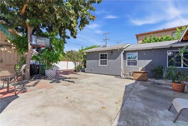 131 W 77th Street, Los Angeles, CA 90003